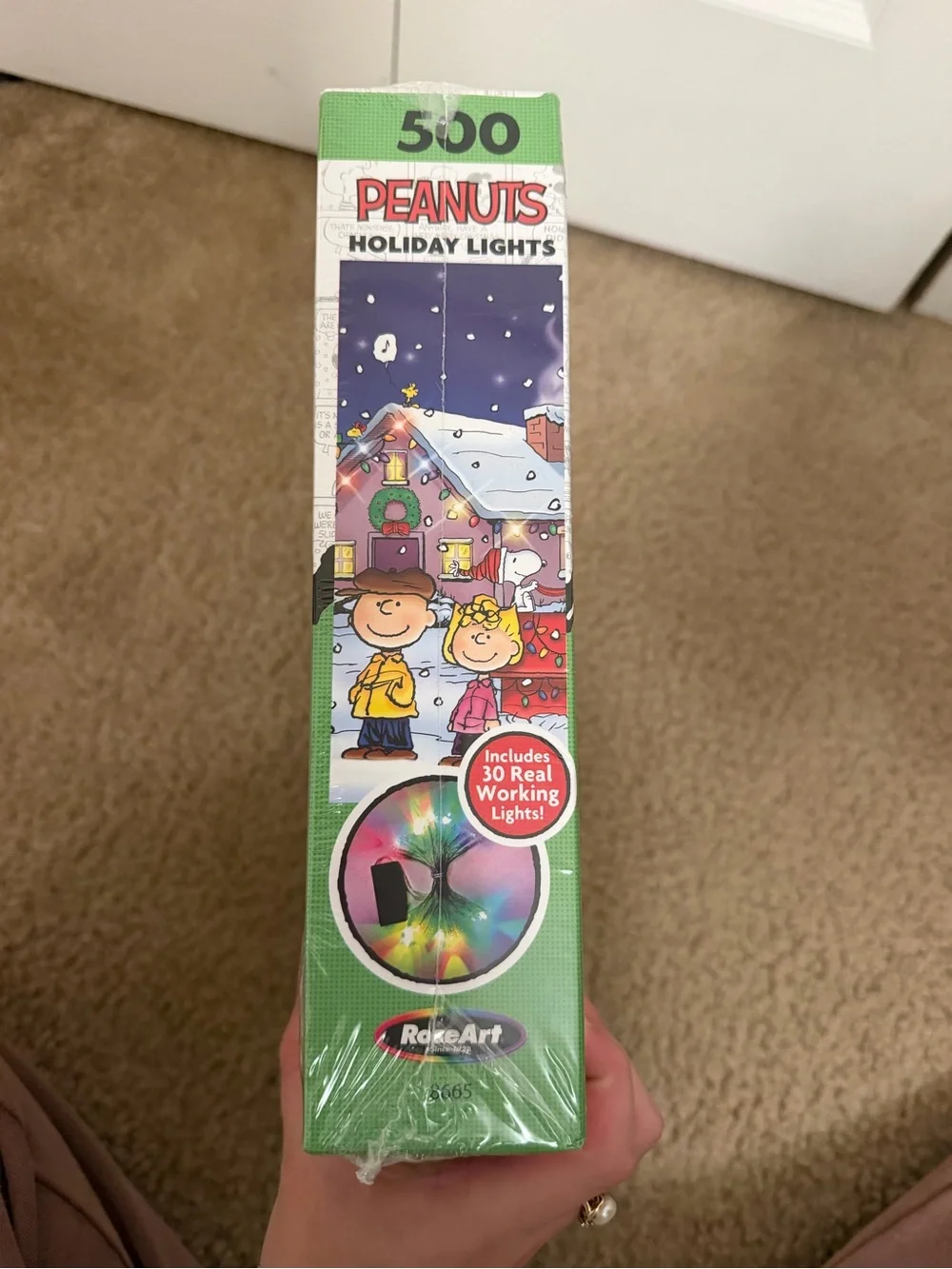 Brand New In Box Peanuts Charlie Brown Christmas Light Up 500-Piece Puzzle!